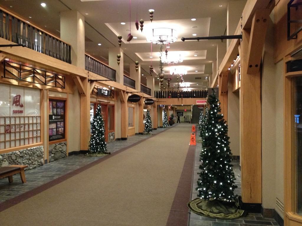The Westin By Latour Aparthotel Whistler Exterior foto